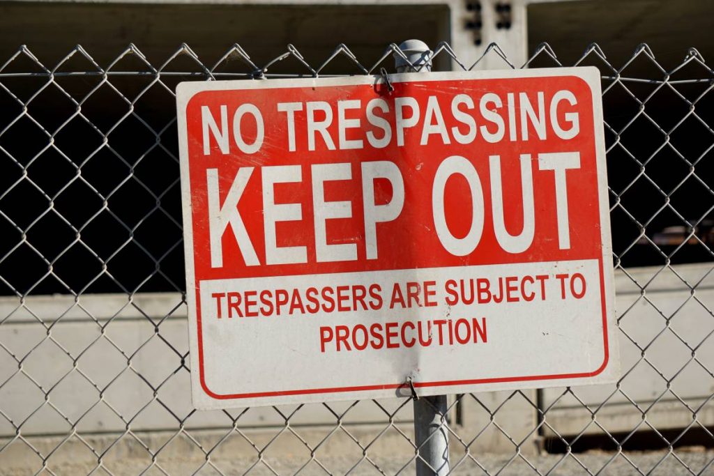 ars criminal trespass